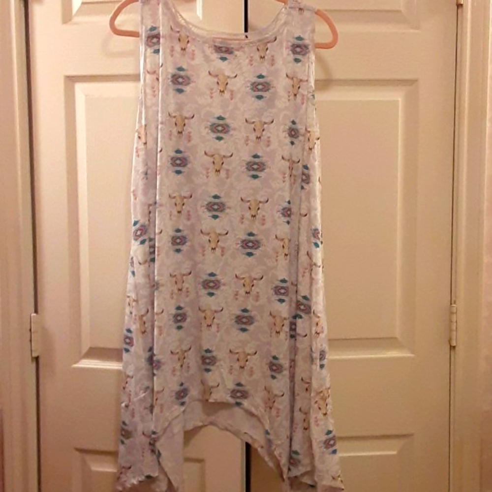 Fashion Express western/aztec style top